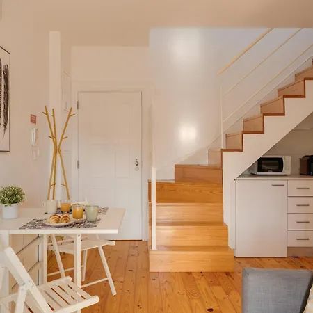 Apartment Bom